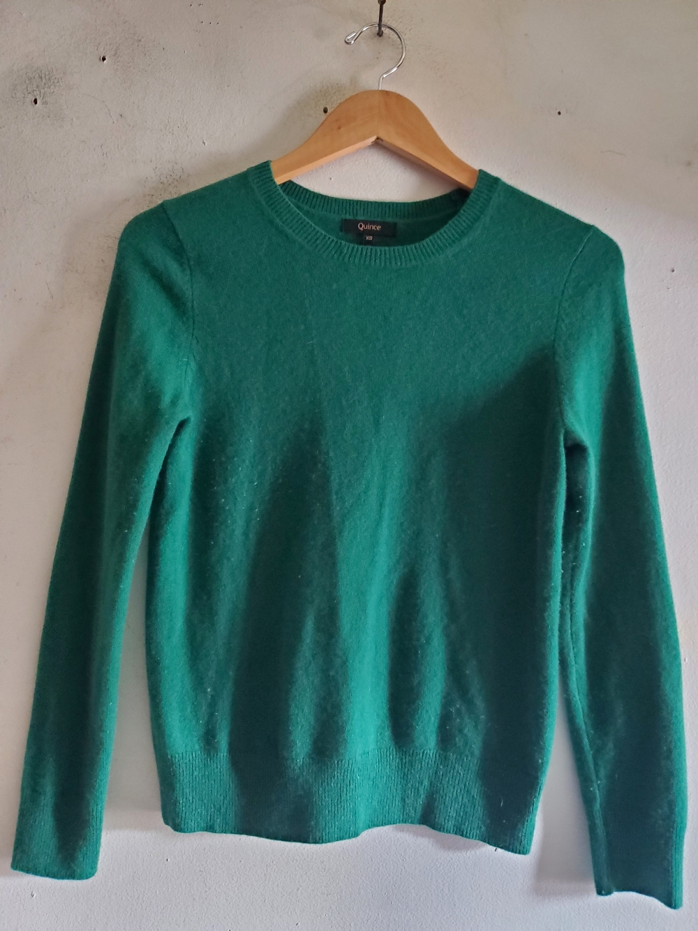 Quince Mangolian Cashmere Crewneck  Sweater Everglade Suze XS. - Picture 2 of 10